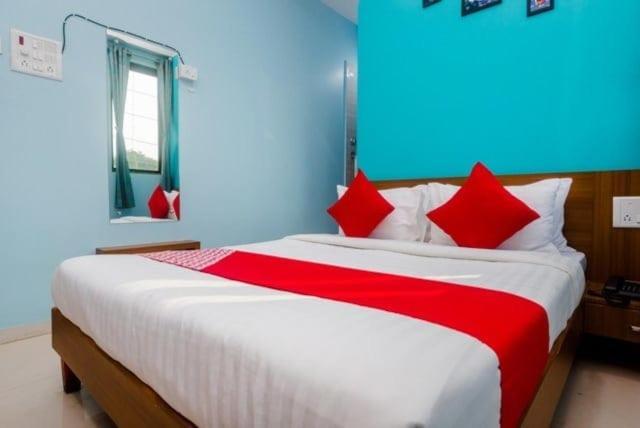 Hotel Shivrai Pen Bagian luar foto