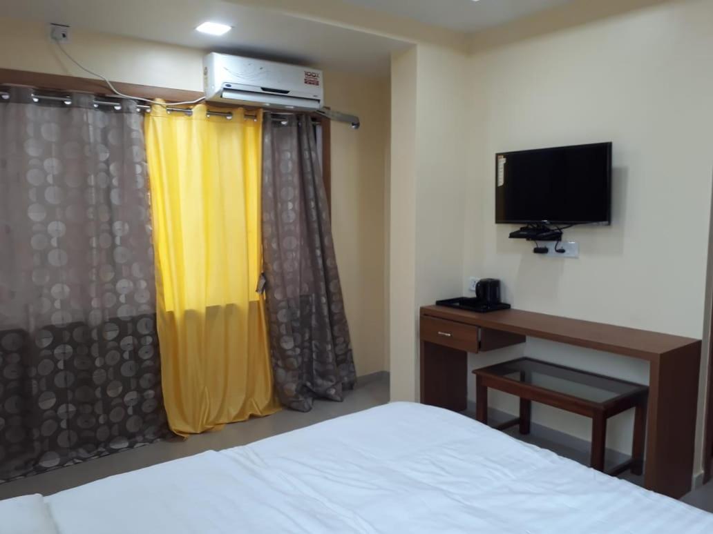 Hotel Shivrai Pen Bagian luar foto